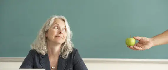 n-APPLE-FOR-TEACHERS-large570